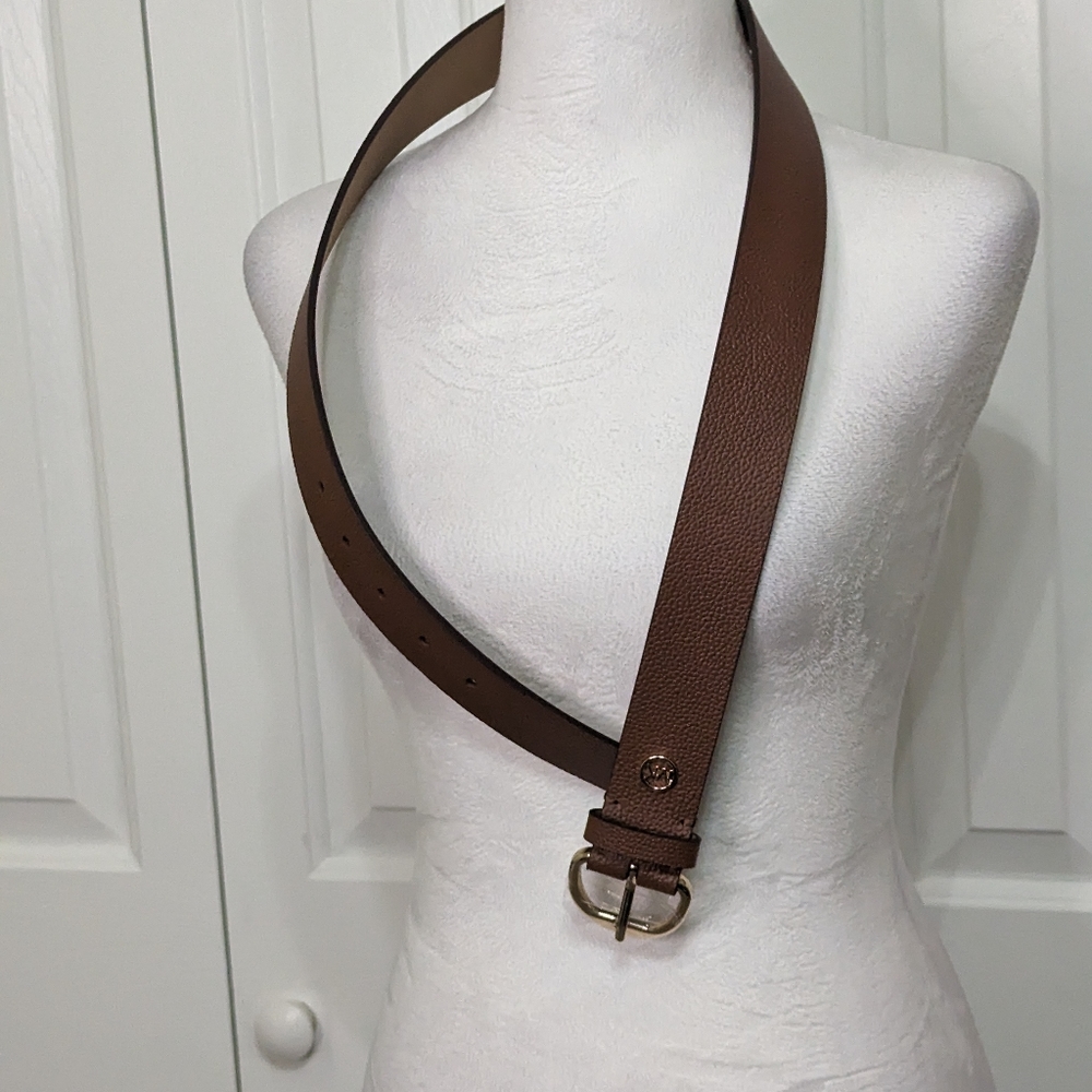 Michael Kors Belt - Picture 3 of 8